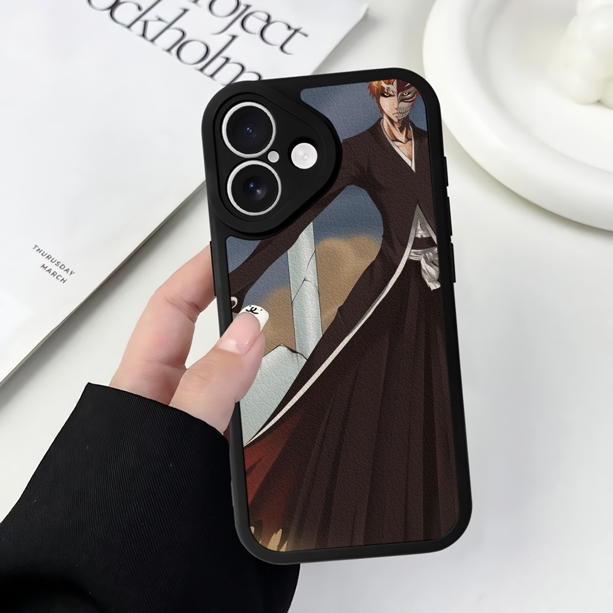 （画像用） ブリーチ BLEACH 【iPhone 16シリーズ対応】シリコンスマホケース（レザー調） 材質：シリコン
